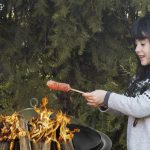 Retro-kerti-grill-racsos-fedovel-fekete-BB11825-9